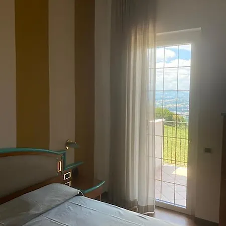 Ristorante Bellavista 酒店 科隆内拉